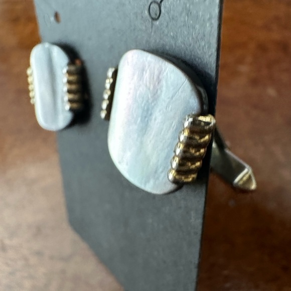 Vintage 60s Mother of Pearl Weber Cufflinks - Picture 8 of 8